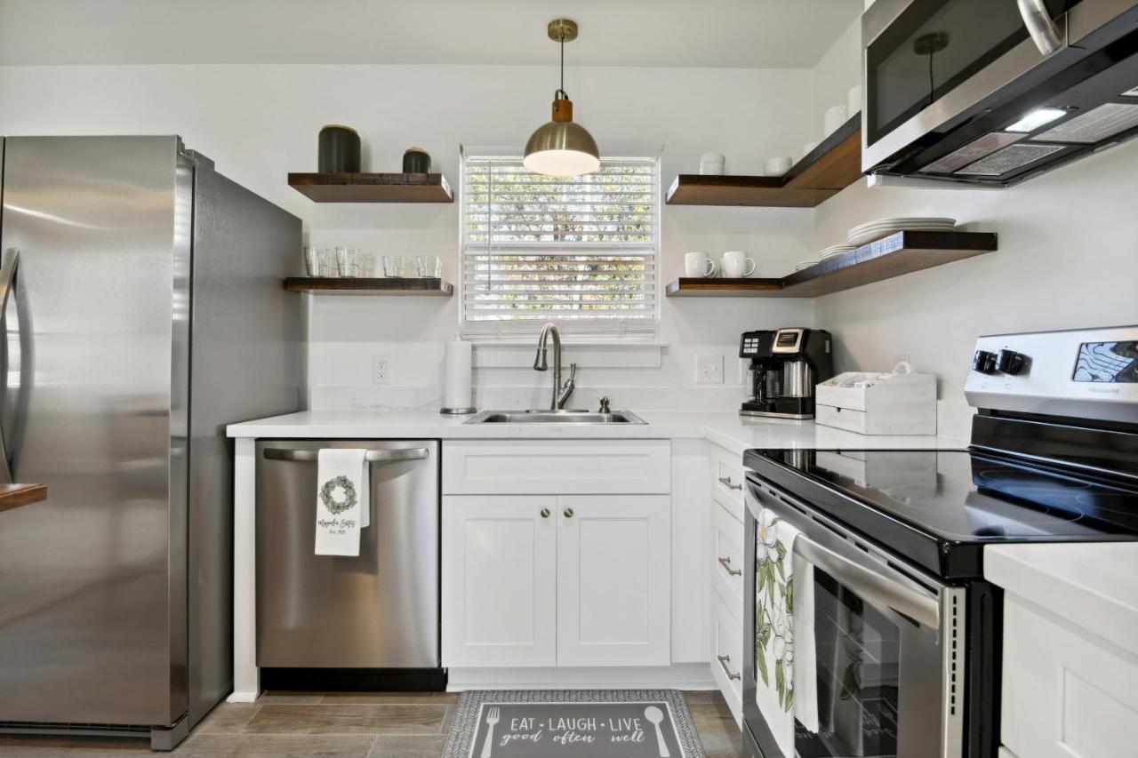Vacation Rental Bay St Louis Walk To Beach, Dining, Shopping, And Nightlife Bay St. Louis Eksteriør billede